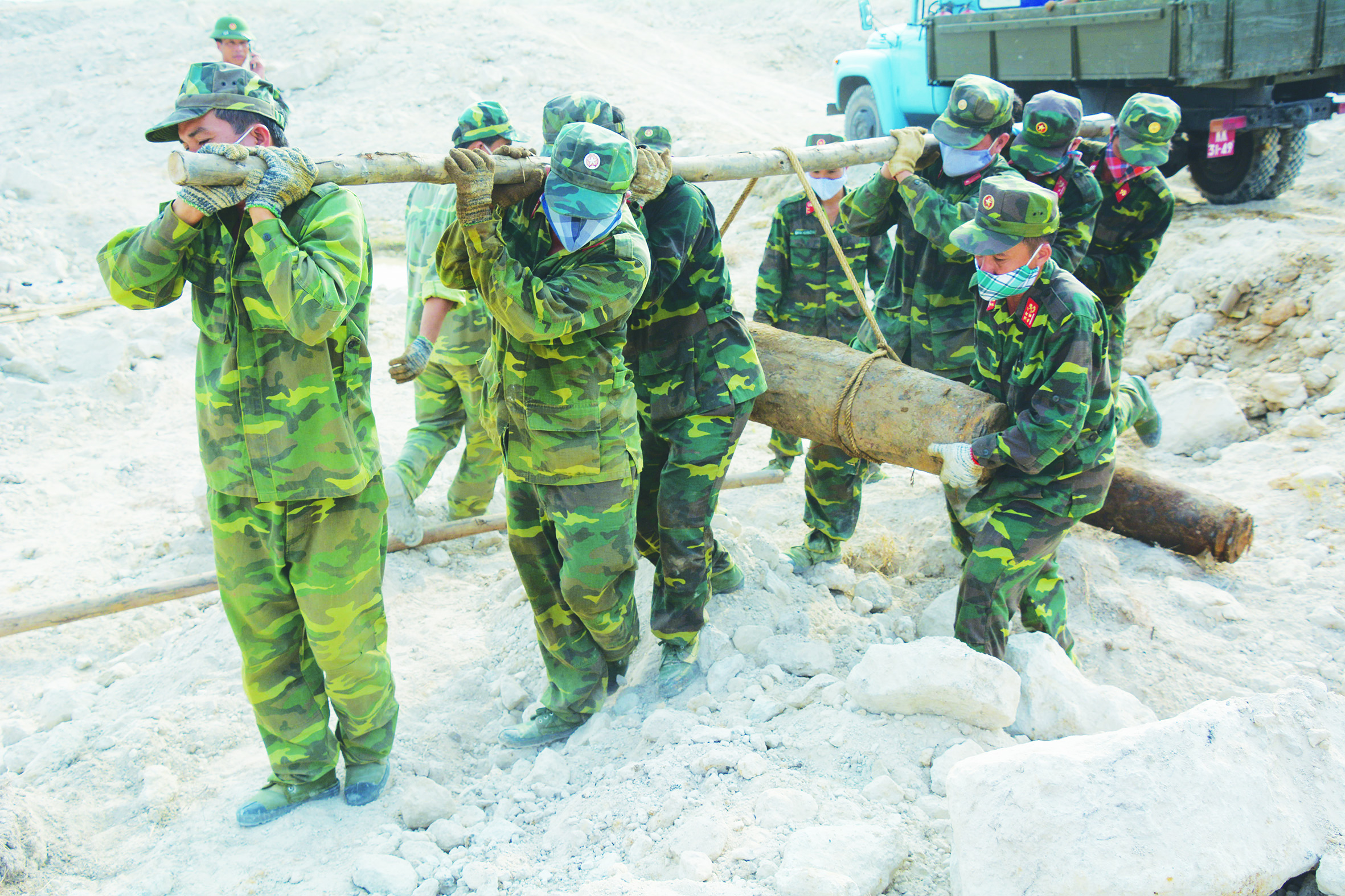 Trả lại bình yên cho miền sông nước Cửu Long